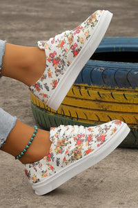 Multicolor Floral Print Round Toe Lace-Up Flats