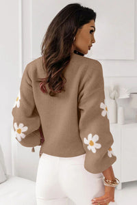 Apricot Floral Pattern Drop Shoulder Pullover Knit Sweater