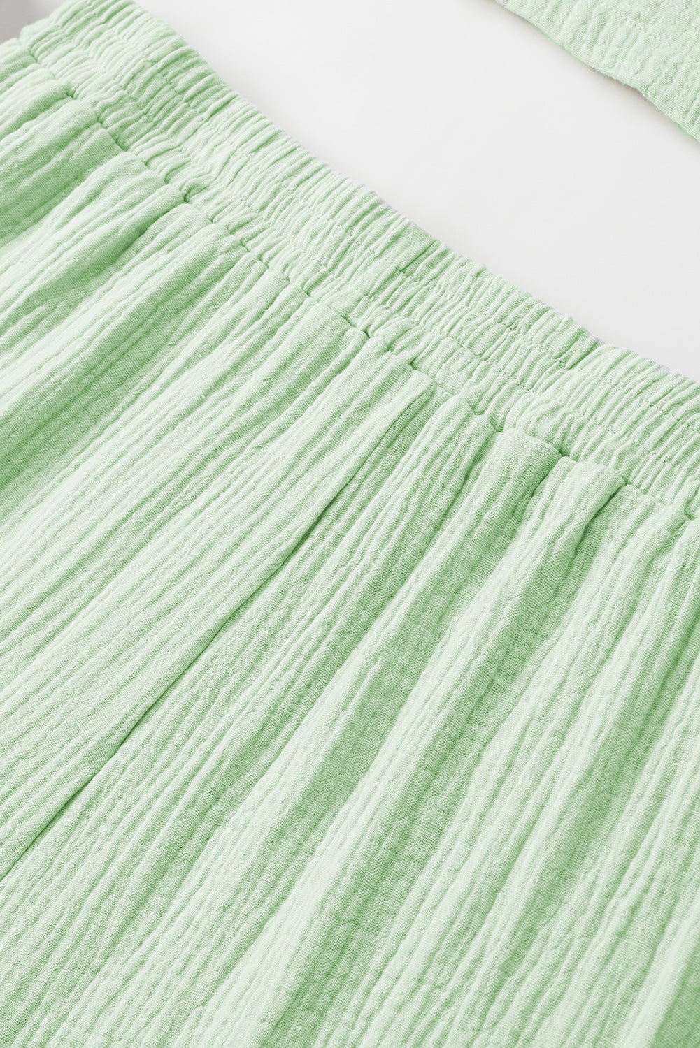 Green Crinkled Texture V Neck Ruffled Sleeve Tops & Shorts Set