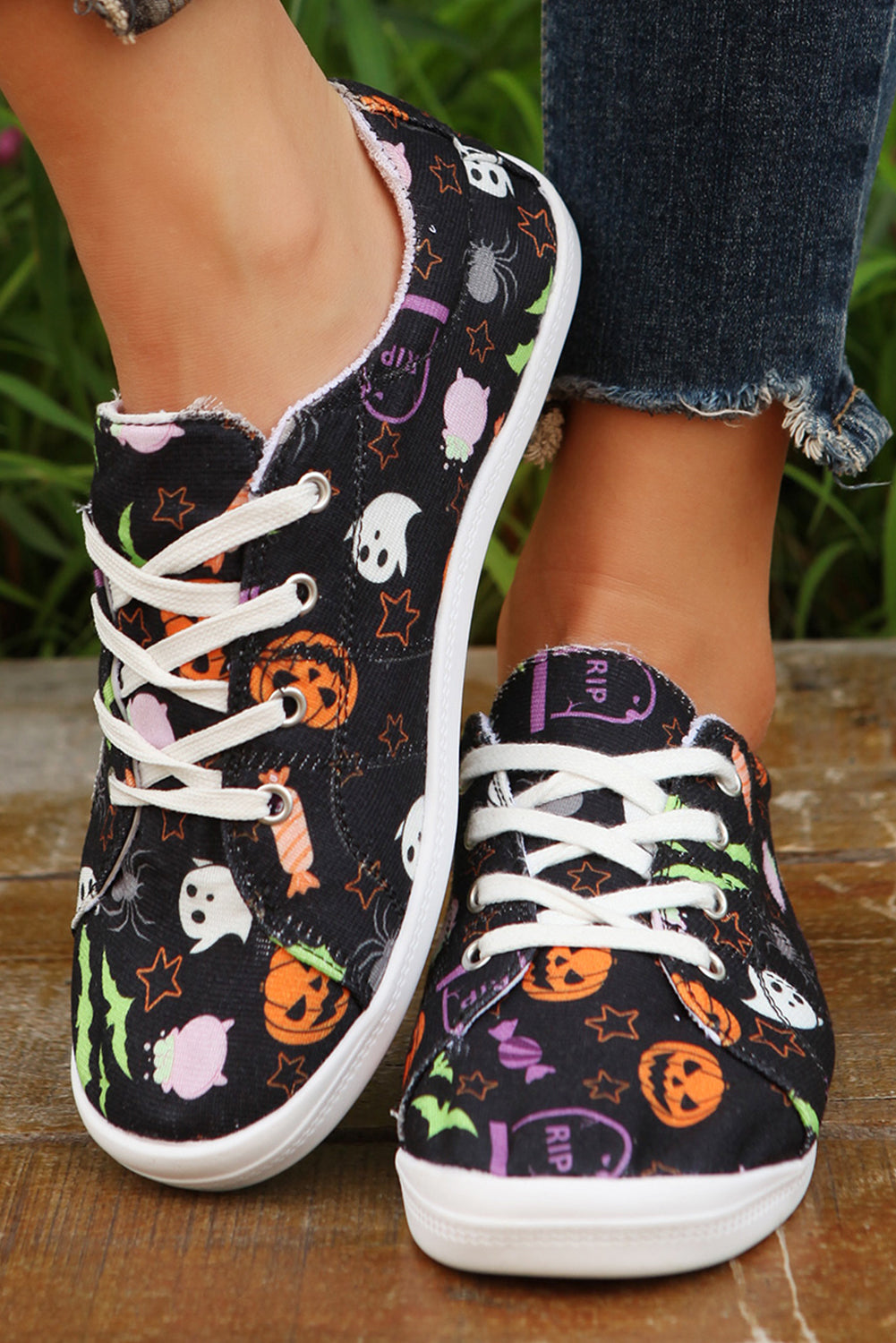 Bright White Halloween Ghouls & Pumpkin Sneakers