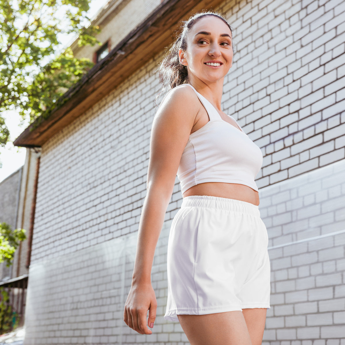 ALETICA SHORTS - WHITE