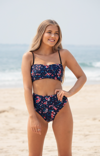 BERMUDA BIKINI TOP IN SPRING FLORAL - PINKCOLADA