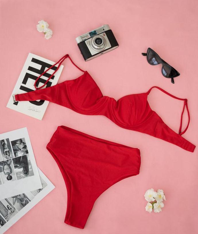 TROPEZ BIKINI TOP IN CORAL RED - PINKCOLADA